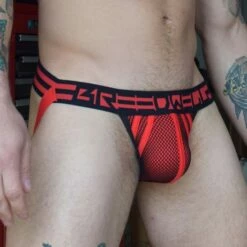 Jock Strap Voyeur BREEDWELL 7 Jock Strap Voyeur BREEDWELL -Offres HOM Boutique JockStrap breedwell 220513 rouge 4