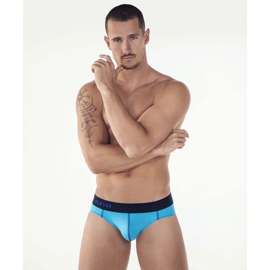 Slip Clever Techniques 0798 4 Slip Clever Techniques 0798 – Image 2